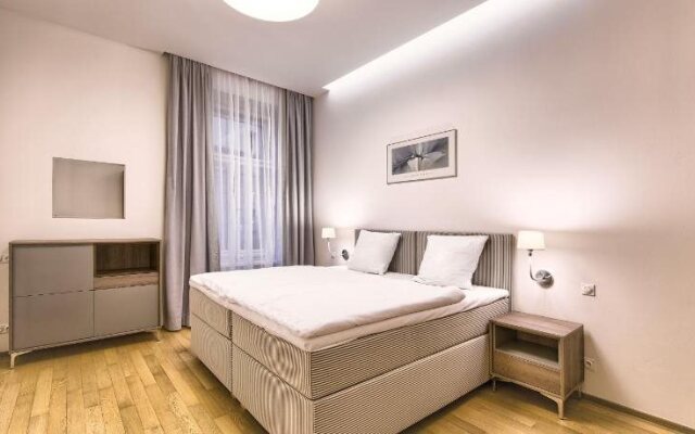 JustPrague Apartment - Castle view