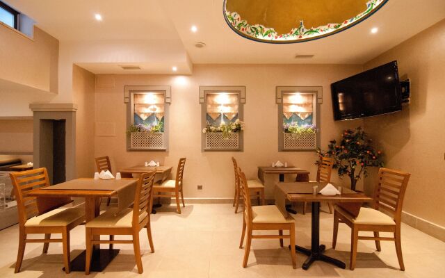 Seraglio Hotel & Suites