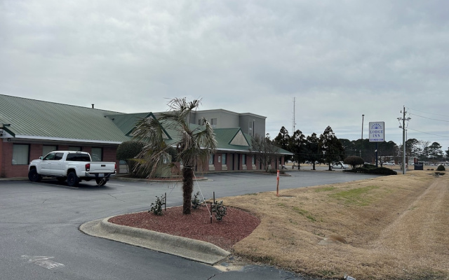 Lodge Inn Extended Stay