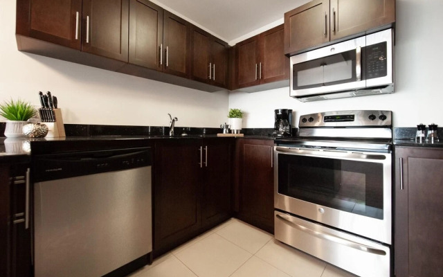 Luxury Downtown Suite With an Amazing View