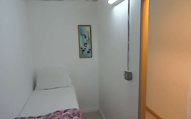 Bowery Grand Hotel - Hostel