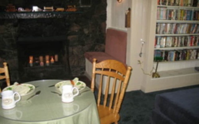 Featherbed Railroad B&B Resort