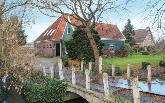 Amazing Home in Zuidoostbeemster With 5 Bedrooms and Wifi