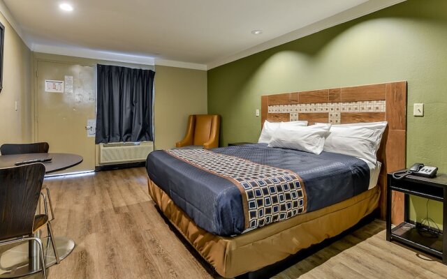 Red Roof Inn Raleigh Northeast - Downtown