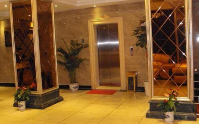 Sunshine Fashion Hotel (Nanchang University Yi Affiliated Hospital)