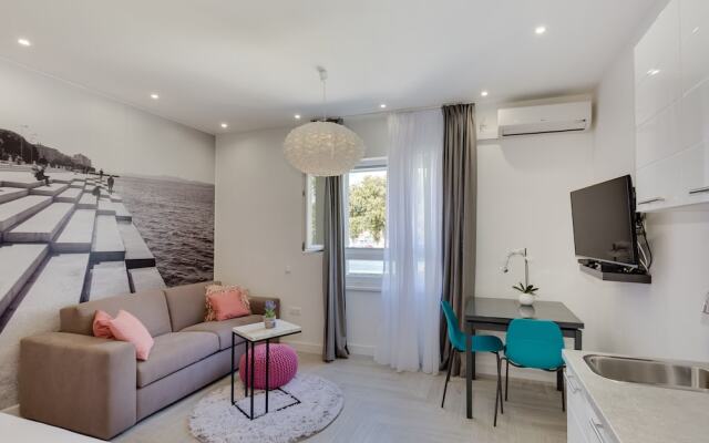 Unique Studio Apartment