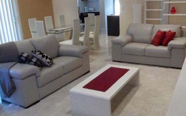 Michelles Garden Apartments Adelaide