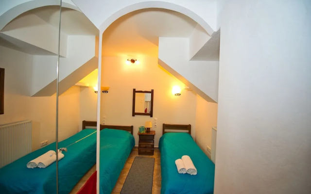Anemoessa Traditional Village Hotel