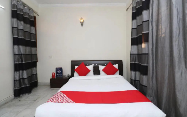 Blue Heaven by OYO Rooms