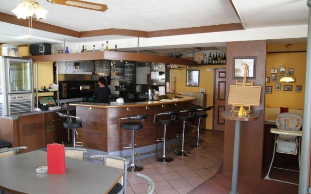 Cafe Galerie
