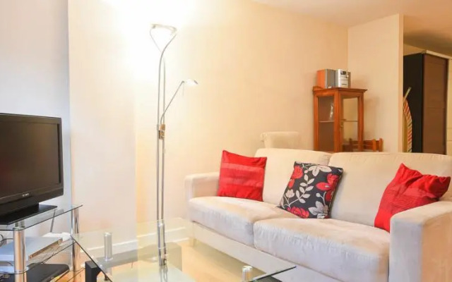 Town or Country - Oceana Apartments