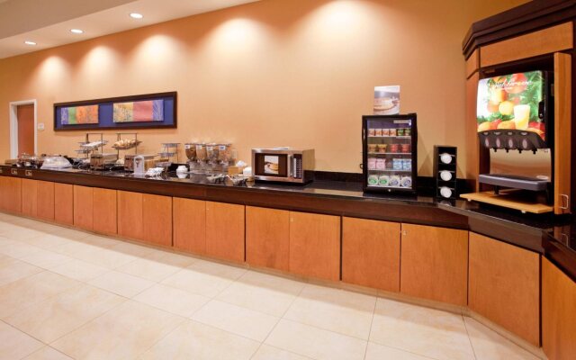 Fairfield Inn & Suites Kearney