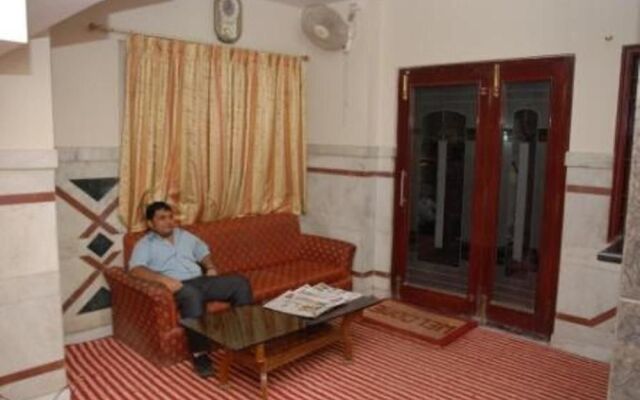 Hotel Manasa Paradise