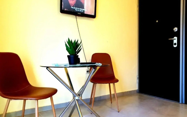 Simple Sky studio*