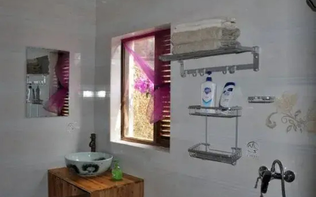 Heshun Nanshanju Inn