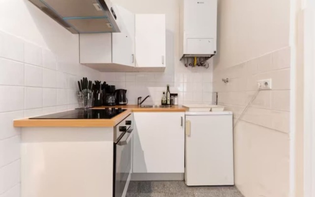 Designer Apartments - Near Reumannplatz