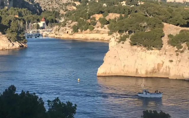 Le Cézanne, 200m plage, grand balcon ,Wifi,