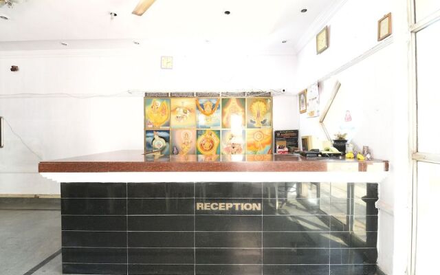 OYO 16048 Sri Raghavendra Inn