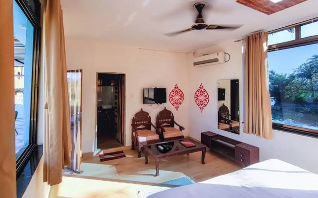Rudraksh Inn