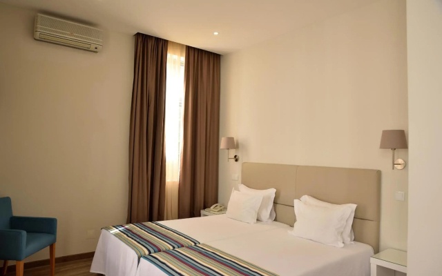 Porto Domus Hotel