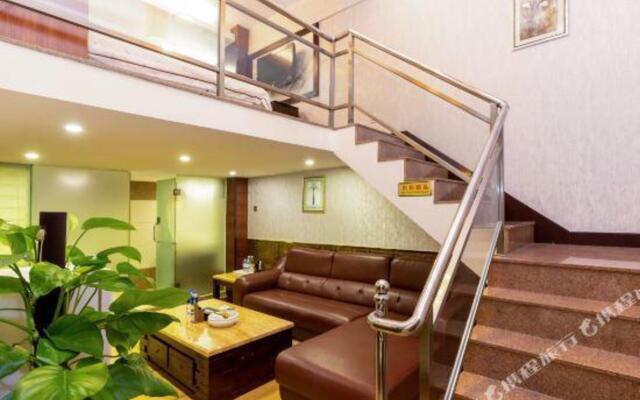 Zhuhai Xinhualian Business Hotel