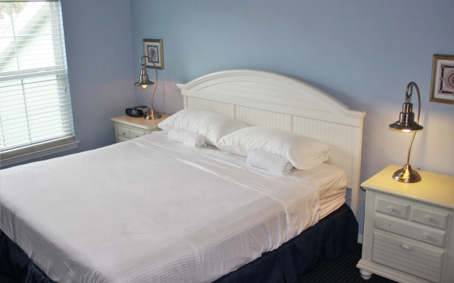 ACO - Runaway Beach Club