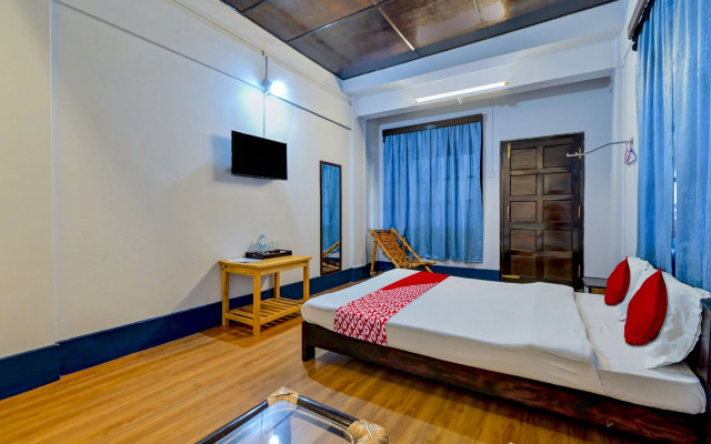 OYO Flagship La Monte Inn