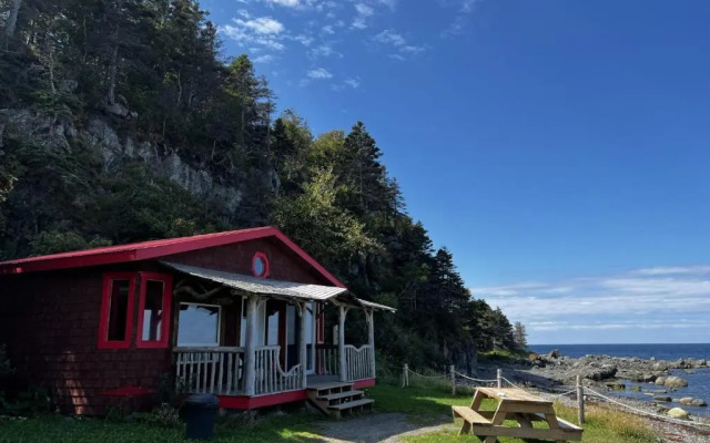 Auberge Festive Sea Shack