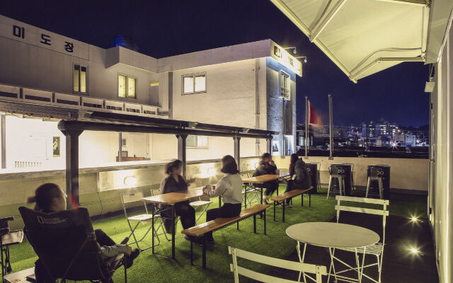 MIDO Hostel