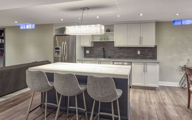 Fully Furnished Private Guest Suite
