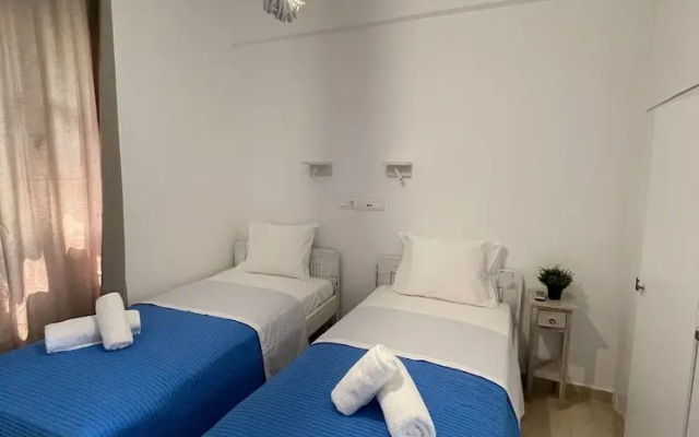 Zen Beach House in Tinos 2