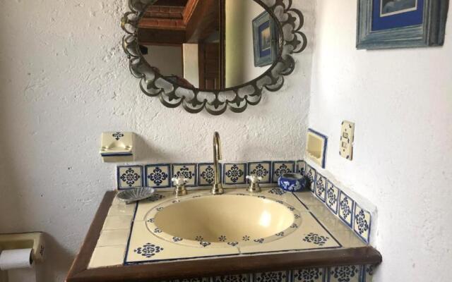 Rustic House With Excellent Finishes Very Comfortable