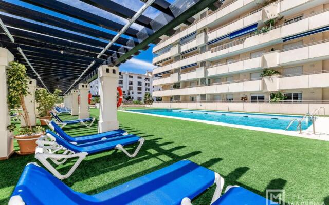 LetsMarbella - NEW 2BR APARTMENT IN PUERTO BANUS - POOL & PARKING