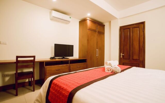 Crystal Hotel My Dinh