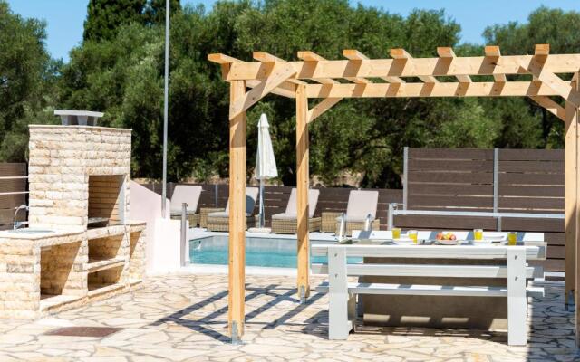 Waterway Luxury Residence-Apartment 1