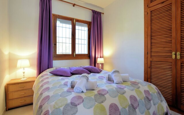 Lovely Holiday Home With Private Swimming Pool in Almogía