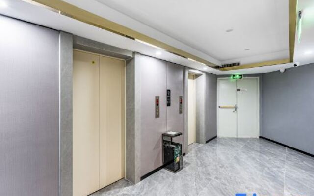 Poting · Smart Choice Hotel (Guangzhou Zoo Huanghuagang Subway Station)