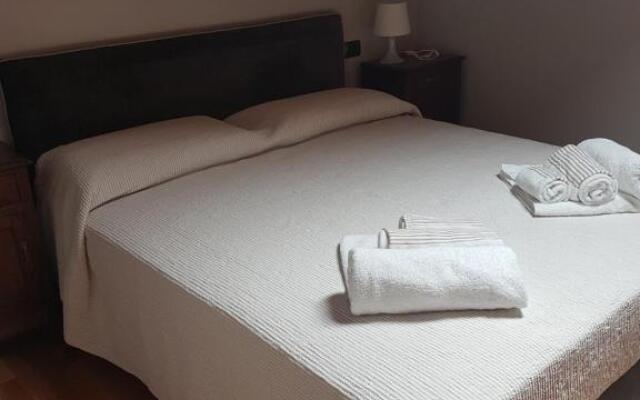 Appartamento Modenese 8