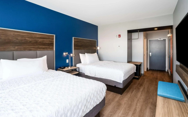 Aloft St. Louis Cortex