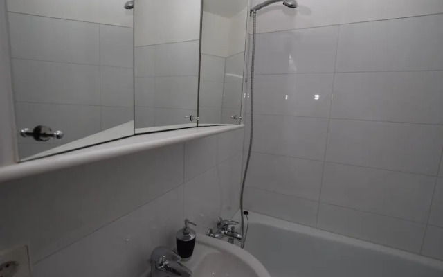 AB Apartment 108