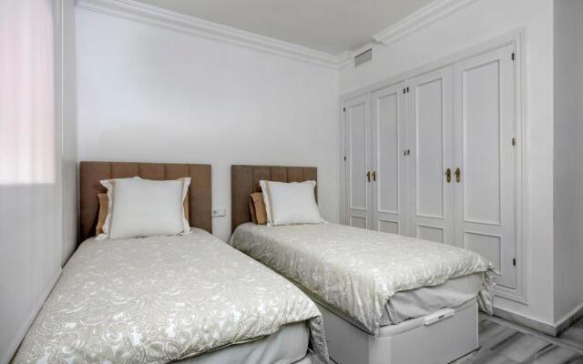 Stunning 2 bedroom apartment Magna Marbella RDR259