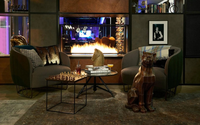 Moxy Edinburgh Airport