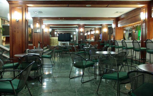 Hotel Los Aluxes