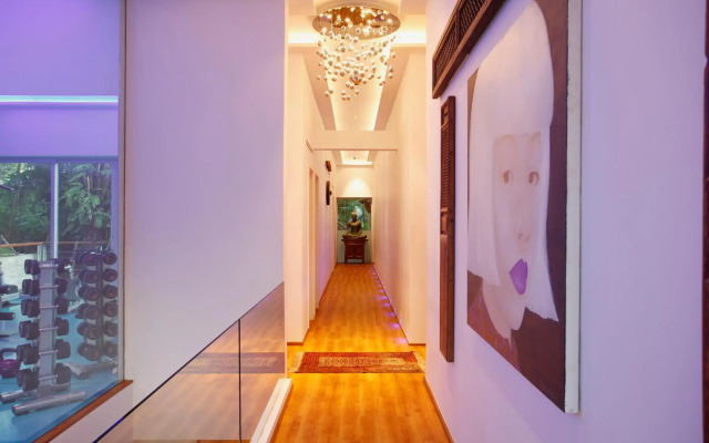 Bluesiam Villa