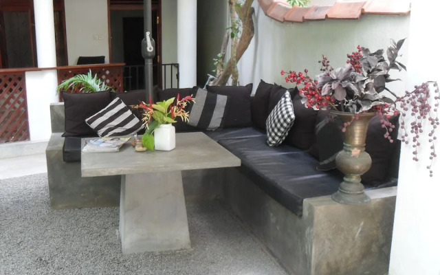 Sunil Garden Guesthouse Coffee and More