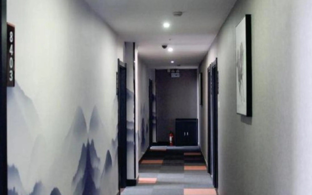 Jun Hotel (Shenqiu Zhaofeng Avenue)
