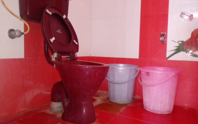 Maxiprime otels Uthandi