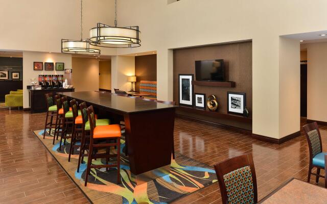 Hampton Inn & Suites Harvey/New Orleans West Bank