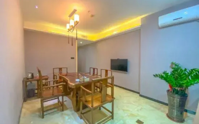 Caiyang Hotel
