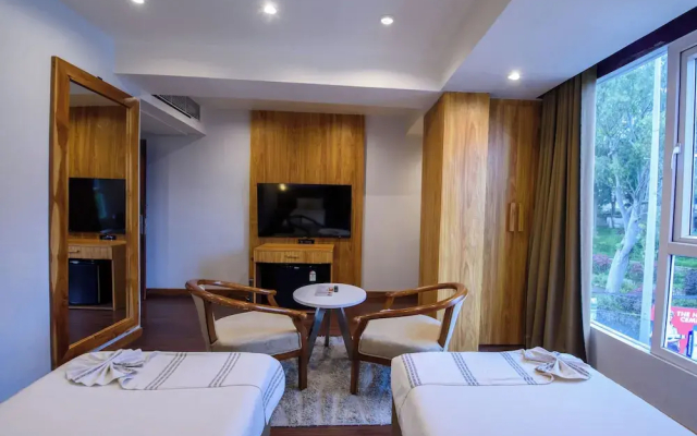 Emerald Hotel